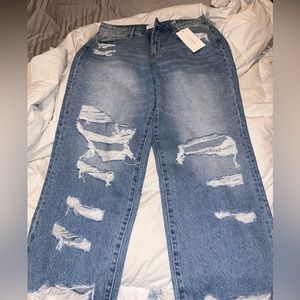 Mom jeans, never worn
